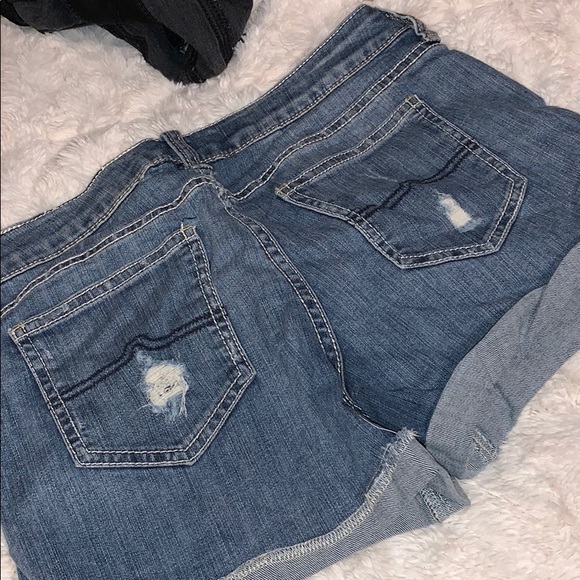 Shorts - Picture 2 of 2